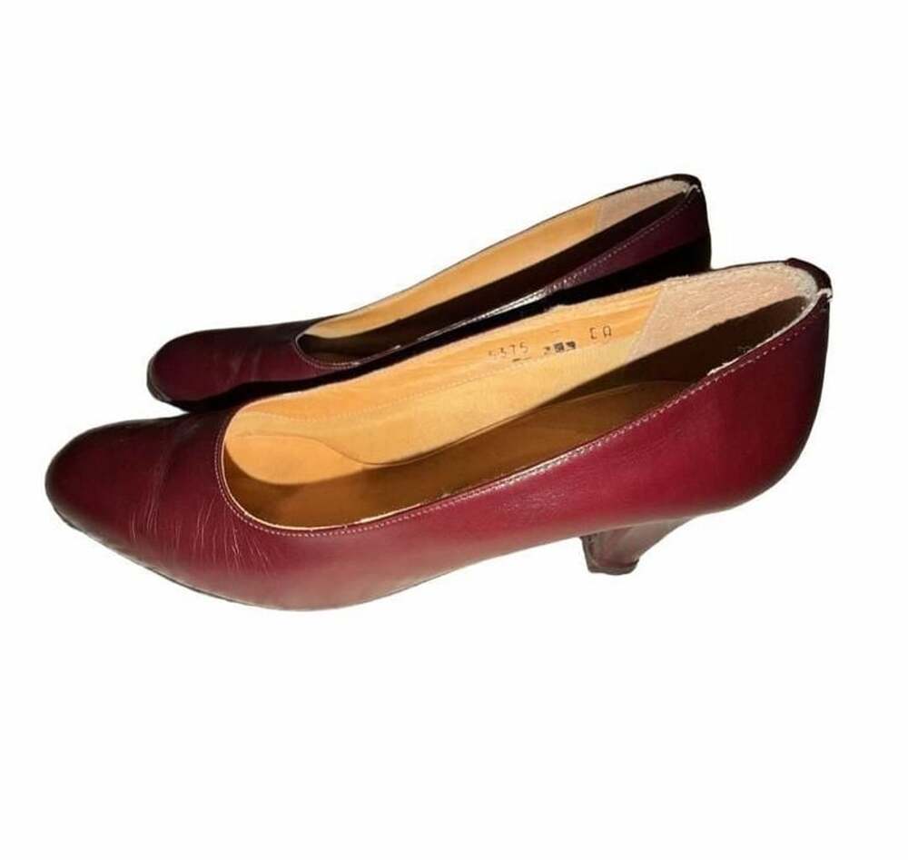 Vintage Etienne Aigner Burgundy Leather Pumps with Gold Heel Accents